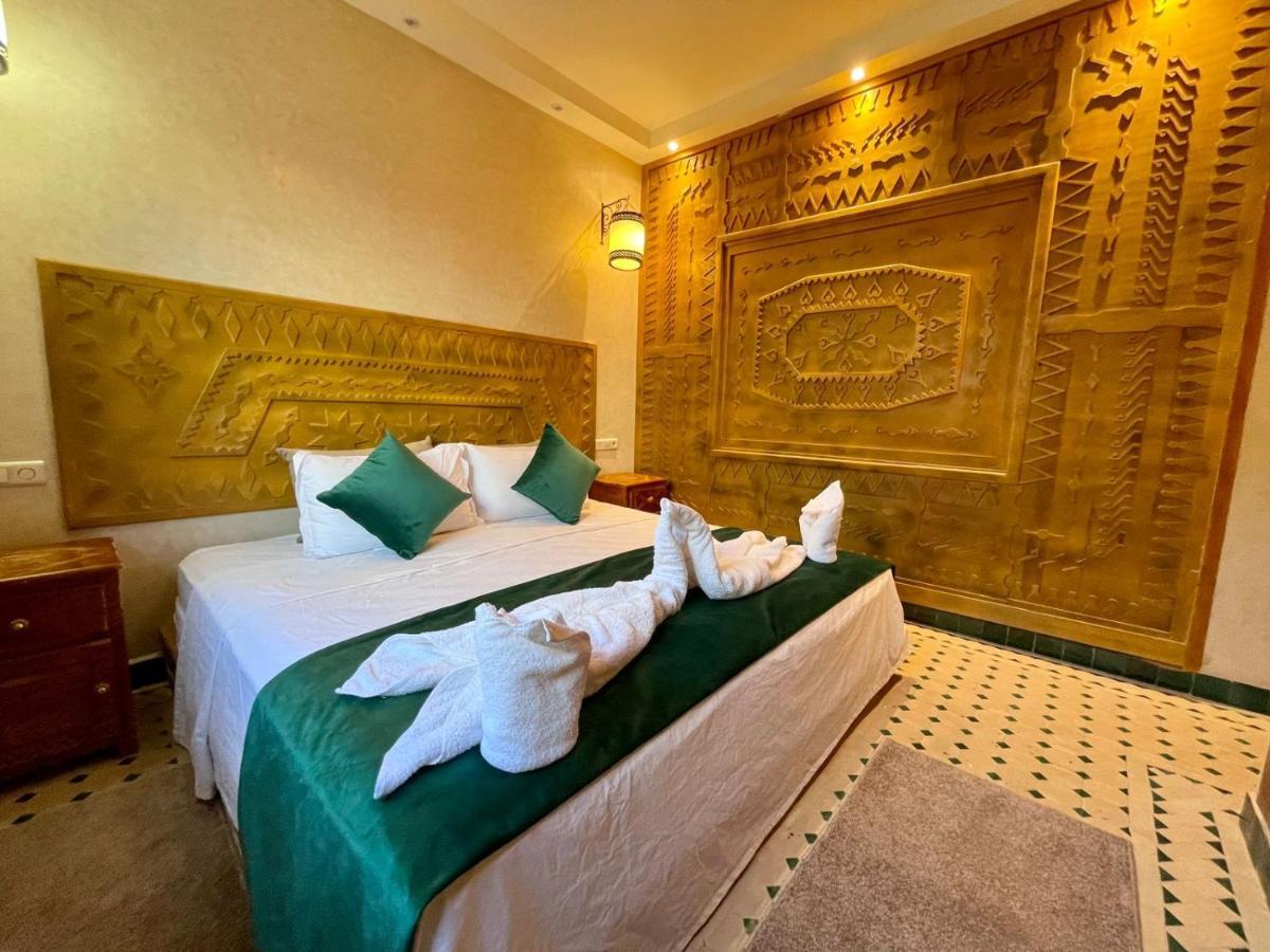 Hotel Apartments Lexpert " Riad The Family" Merzouga Eksteriør billede