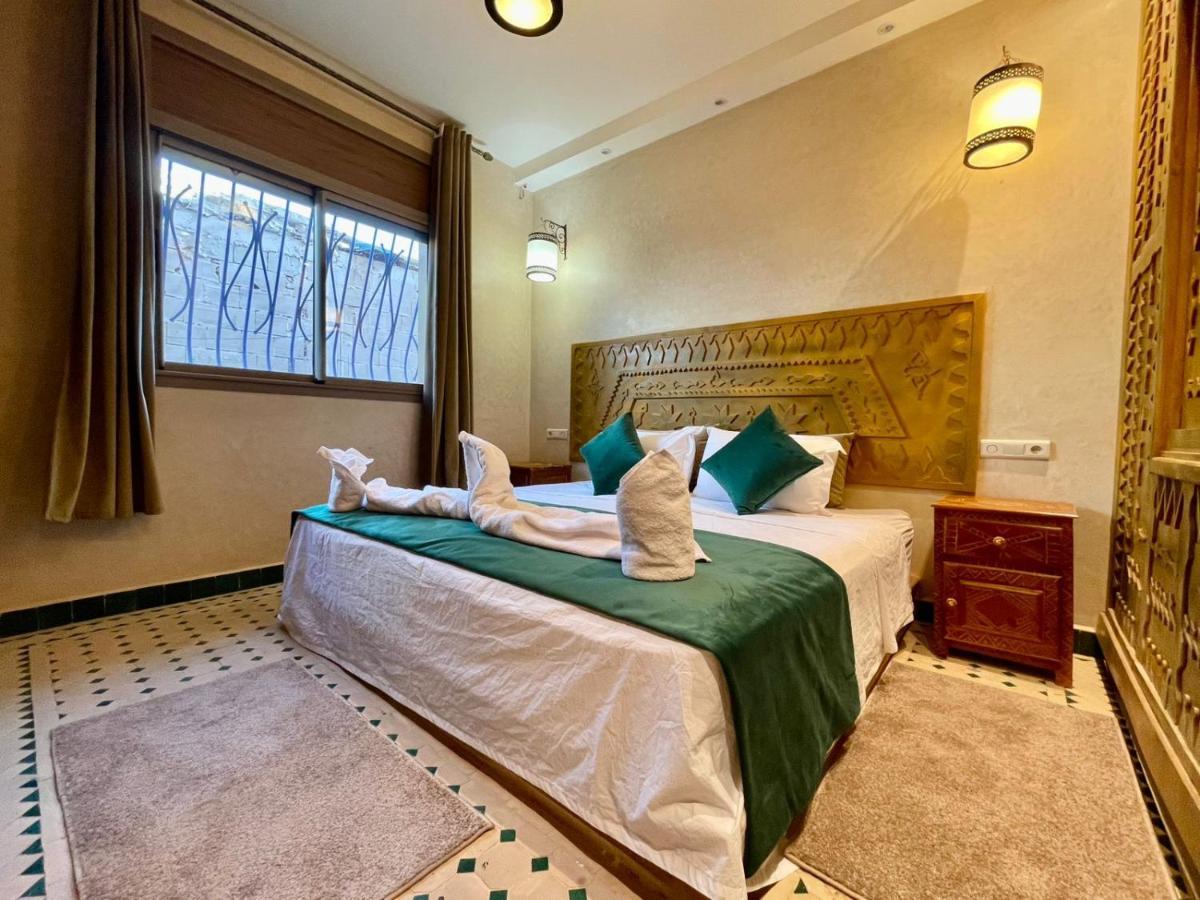 Hotel Apartments Lexpert " Riad The Family" Merzouga Eksteriør billede