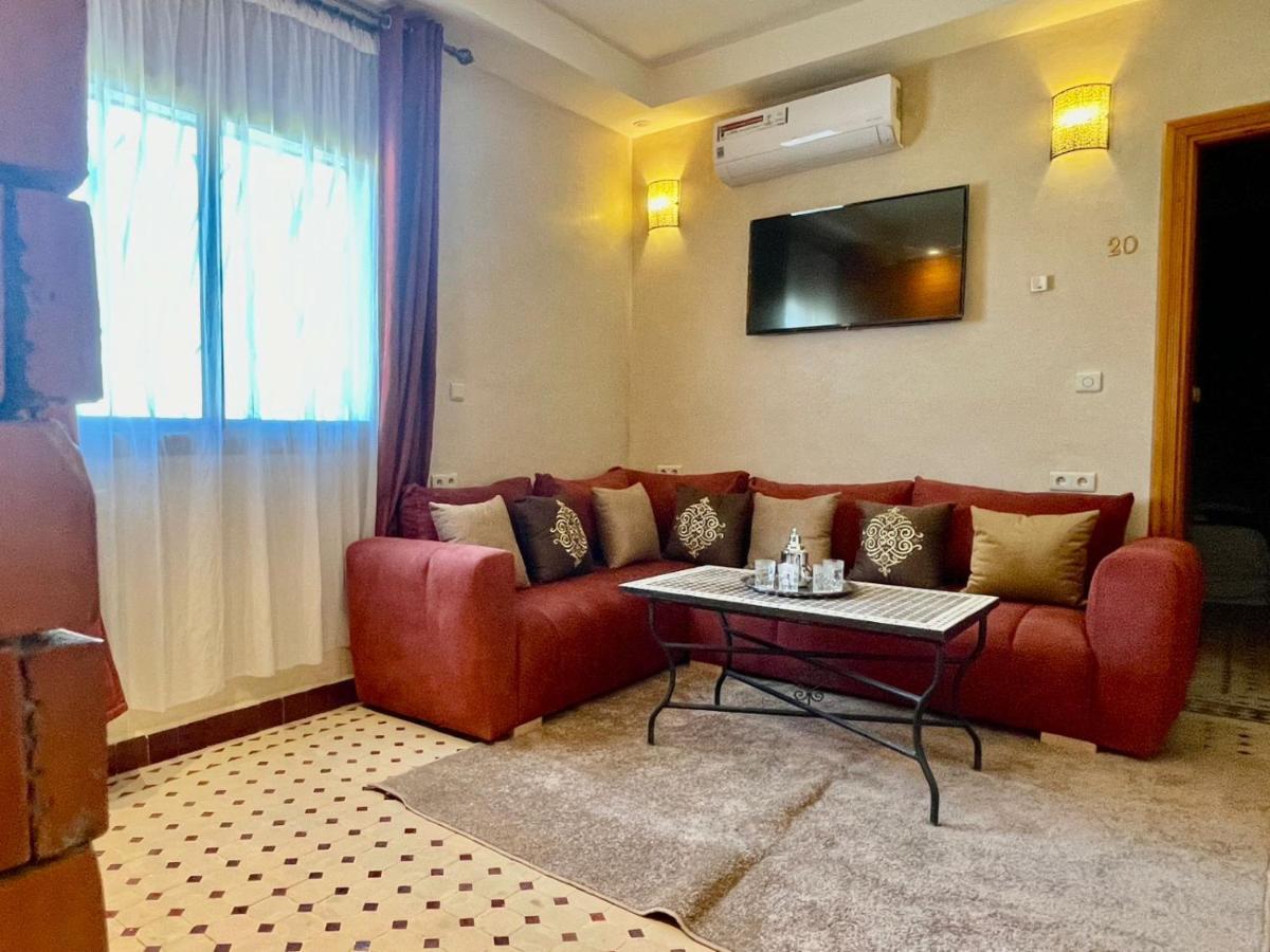 Hotel Apartments Lexpert " Riad The Family" Merzouga Eksteriør billede
