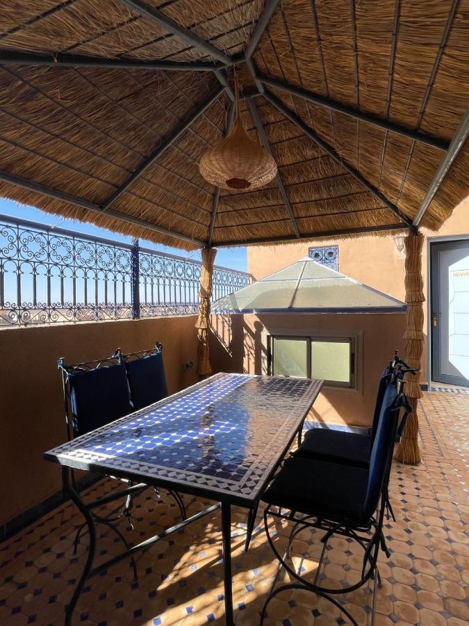 Hotel Apartments Lexpert " Riad The Family" Merzouga Eksteriør billede